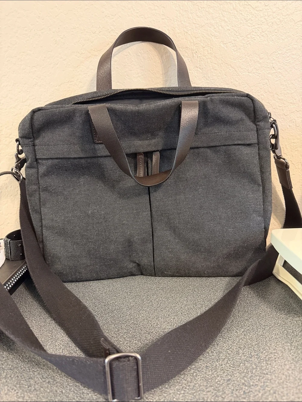 Fossil Men's Black Canvas computer Shoulder Bag